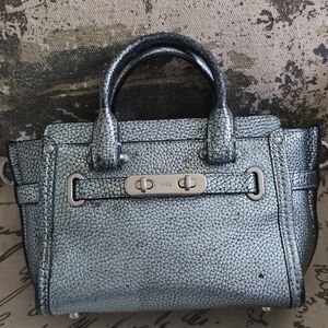 Coach Mini Swagger 20 Blue Metallic Pebbled Leather In Need Of LOVE! ⚠️ READ